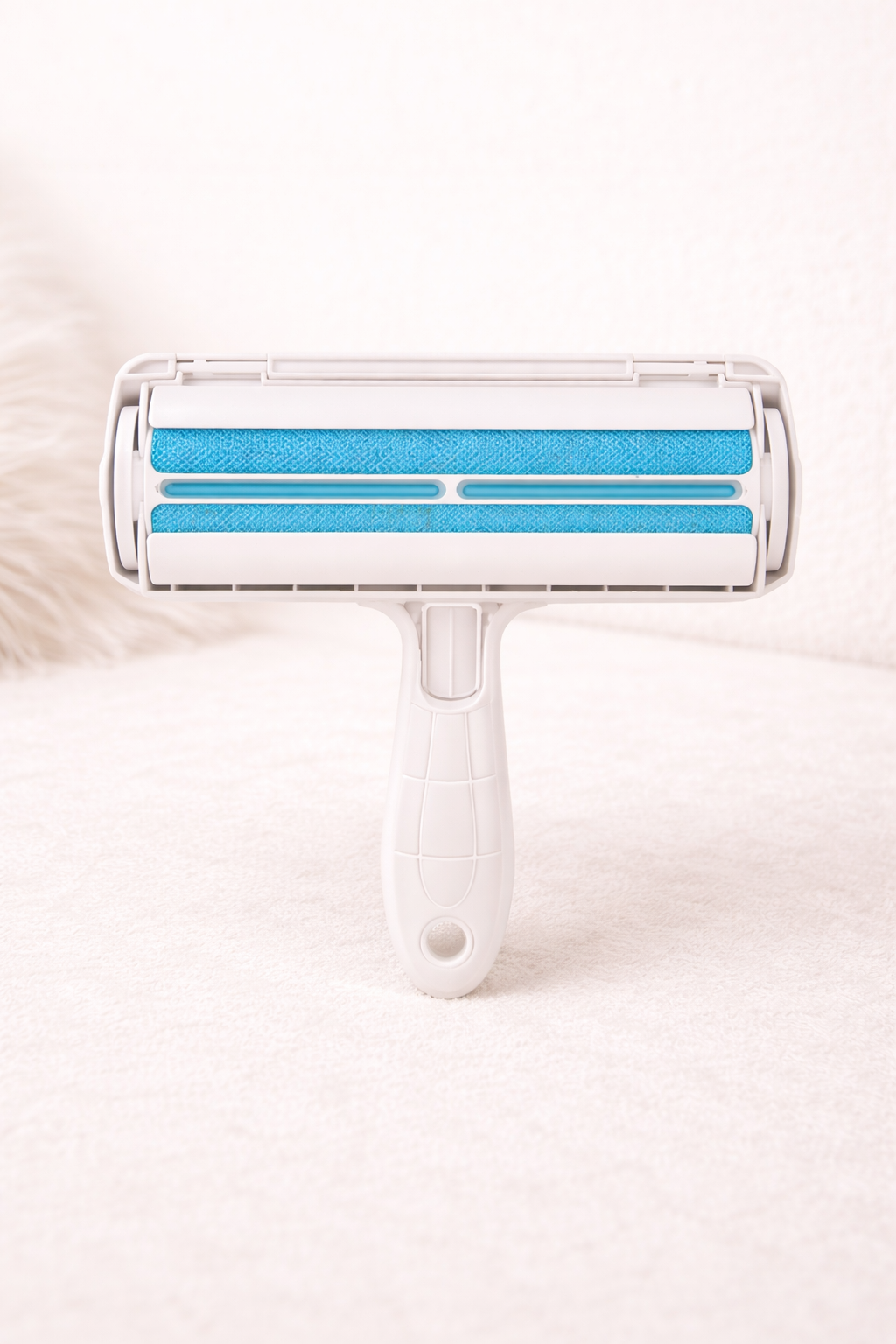 Pet Hair Remover Roller – Effortless Fur Removal for Sofas, Carpets & Clothes
